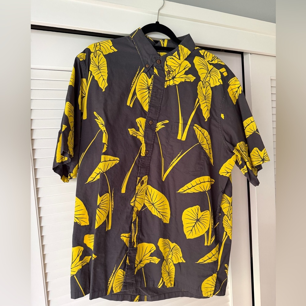 Sig Zane navy and yellow kalo print aloha shirt XL